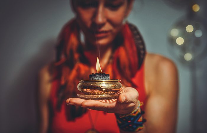 How Psychic Readings Help With Clarity and Life Guidance